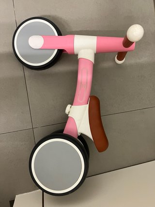 Bici de equilibrio Hape, 3 ruedas rosa