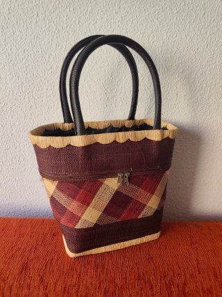 Bolso artesanal tejido