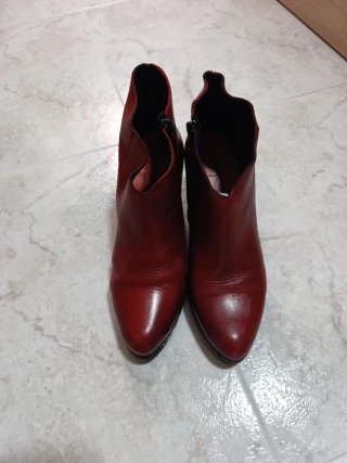 Botines de Piel Mimao Rojo Tacón
