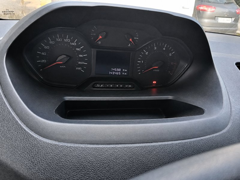 Peugeot Partner 2022, foto 9