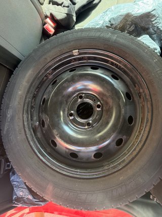 Rueda de repuesto Michelin 185/65R15