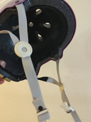 Casco para Patinete,Bicicleta seminuevo!!