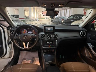 Mercedes-Benz GLA 2016