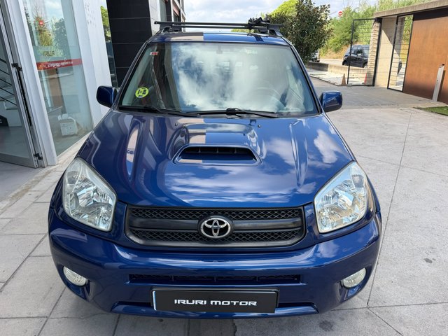 TOYOTA Rav4 2.0 D4D Sol 4X4