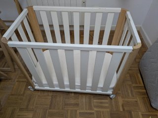 Cuna Colecho Ajustable Blanca y Madera