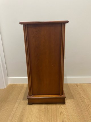 Mueble para CDs con Ruedas