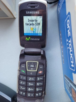 Lote de 3 Teléfonos Móviles Antiguos