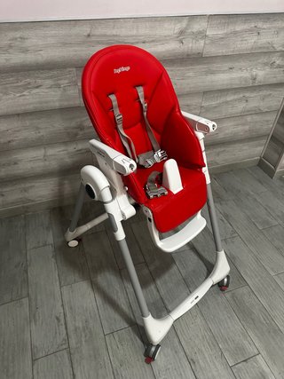 Trona Peg-Pérego Prima Pappa Roja y Blanca