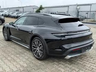 Porsche Taycan 2023