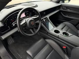 Porsche Taycan 2023