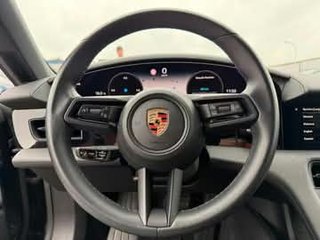 Porsche Taycan 2023