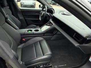 Porsche Taycan 2023