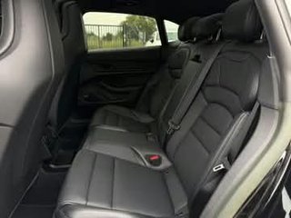 Porsche Taycan 2023