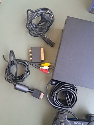 Consola PlayStation 2 Fat Negra + Mando y Juegos