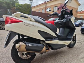 Suzuki Burgman 200cc