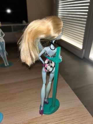 Monster High Cleo De Nile Muñeca y abby abominable