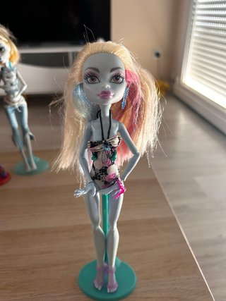 Monster High Cleo De Nile Muñeca y abby abominable