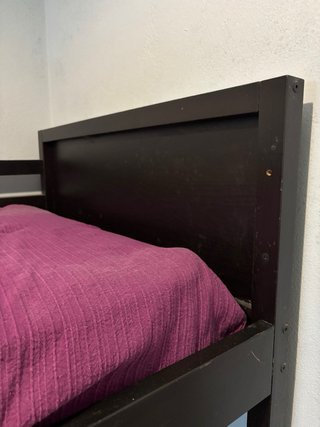 Litera Ikea Madera Negra y dos colchones
