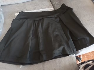 Minifalda con pantalón interior negra