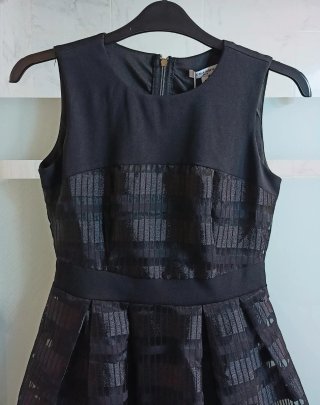 Vestido negro para eventos
