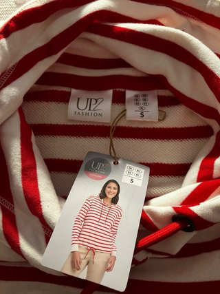 Sudadera fina rayas rojas y blancas