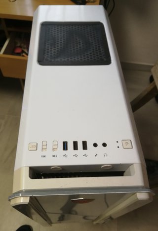 Caja carcasa torre pc led