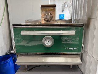 Horno de carbón Josper