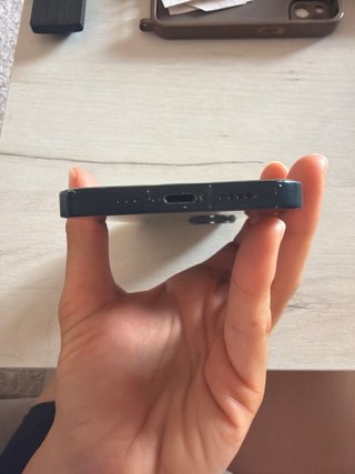 iPhone 13 128GB Negro/azul marino
