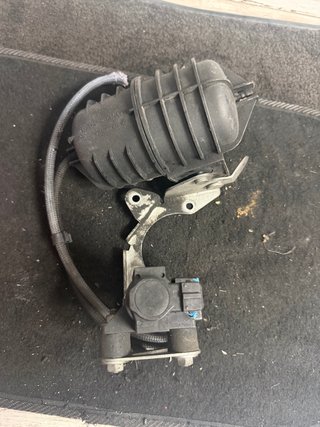 Acumulador de Vacío BMW Serie 5 11652247620