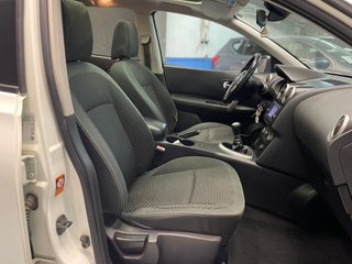 Nissan Qashqai+2 2010
