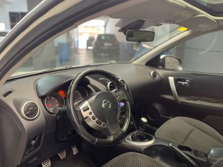 Nissan Qashqai+2 2010