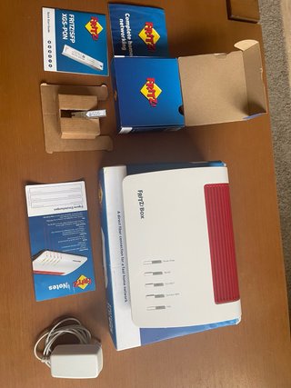 Router FRITZ!Box 5590 Fibra