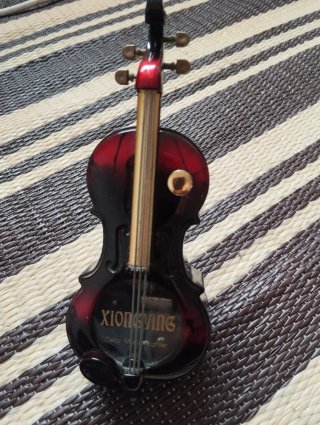 Mechero Violín XIONGYING