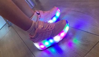 Zapatillas de Patinaje con Luces LED
