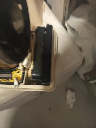 Máquina de coser portátil con motor