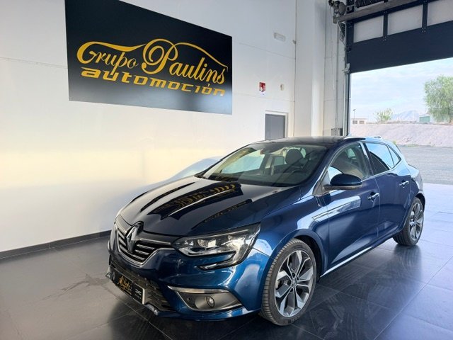 Renault Mégane 2018, foto 2