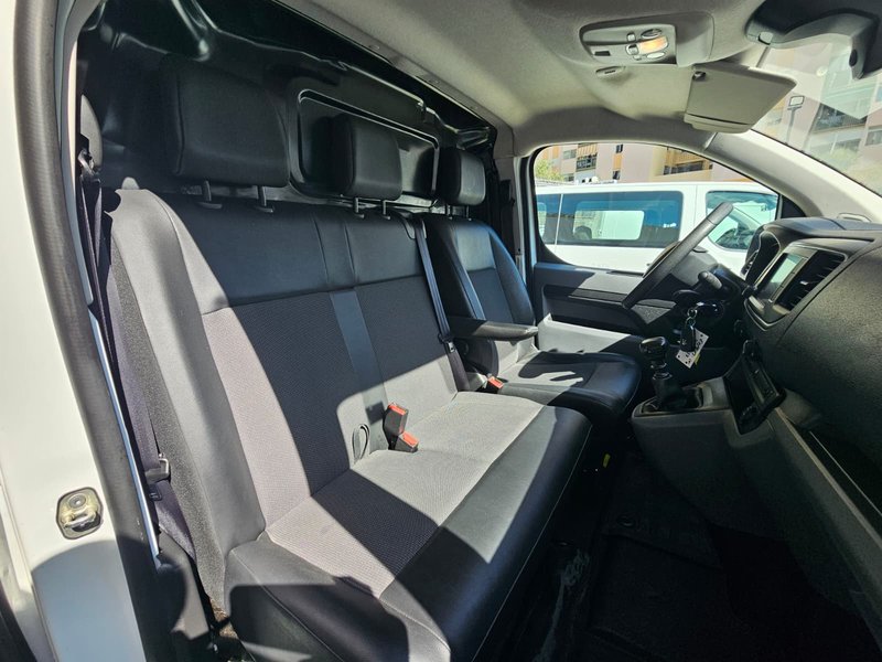 Peugeot Expert 2022, foto 6