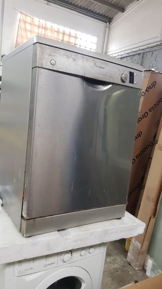 Lavavajillas Bosch + Lavadora Indesit