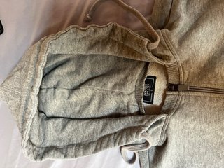 Chaqueta Scalpers Gris con Capucha