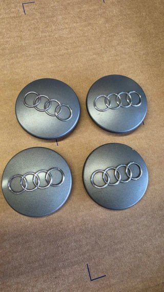 Set de 4 Tapabujes Audi 8D0 601 170