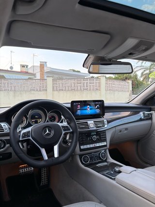 Mercedes-Benz CLS 350 PACK AMG!