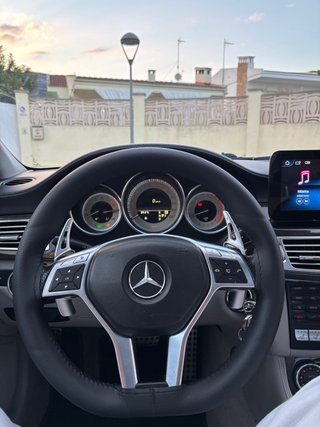Mercedes-Benz CLS 350 PACK AMG!
