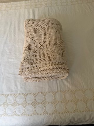 Colcha ganchillo beige 150x220cm
