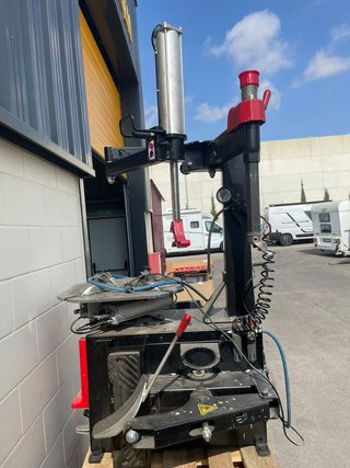 Equilibradora de Ruedas Tandem KN105+KN200