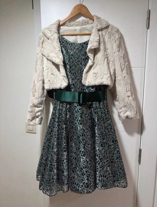 Vestido corto fiesta verde y plateado. 1 uso