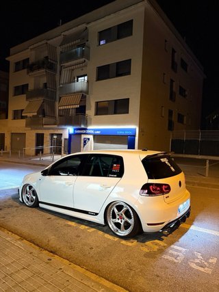 Volkswagen Golf 35th