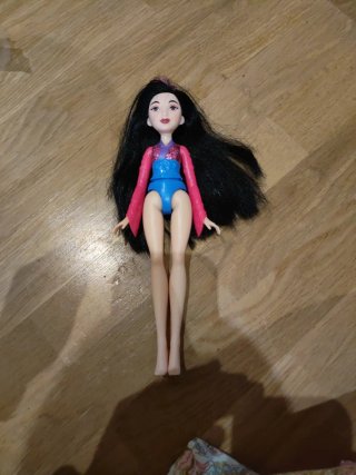 Muñeca Mulán Disney de hasbro