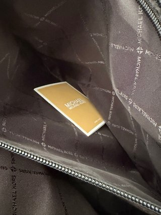 Bolso Michael Kors Estampado Cartas