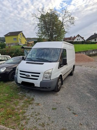 Furgoneta Ford Transit Blanca año 2011   Km 206000