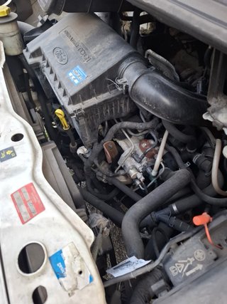 Furgoneta Ford Transit Blanca año 2011   Km 206000